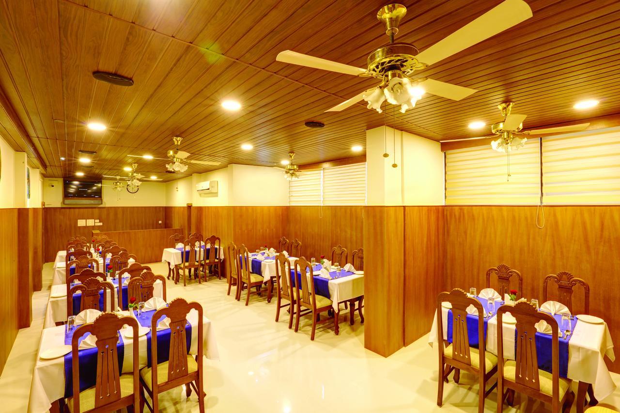 Hotel Floral Park Kottayam Exteriér fotografie